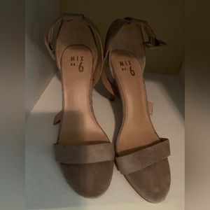 Size 8.5 DSW Mix No 6 Strapped Sandal/Heels
